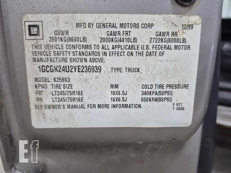 chevrolet-silverado-2500-image-14