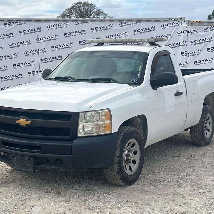 2013 Chevrolet Silverado 1500 Pickup Truck