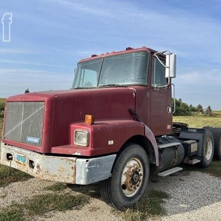 1994 WHITE/GMC WG64T