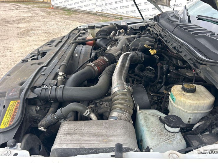 2017-ford-f-550-service-truck-image-8