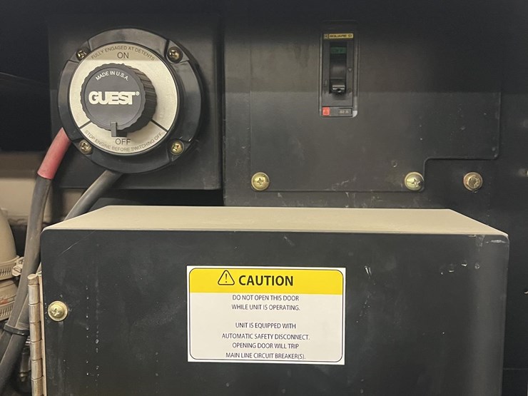 2006-john-deere-2-image-6