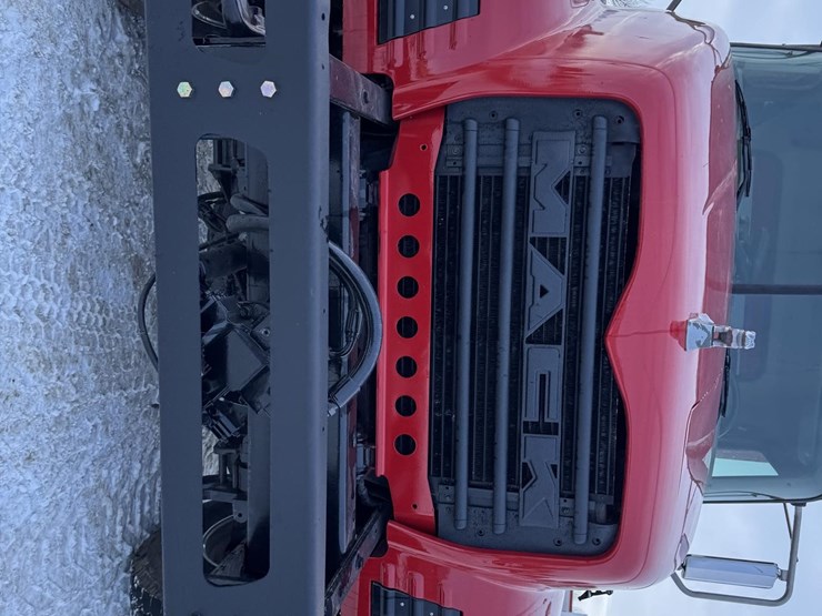 2004-mack-granite-cv713-image-49