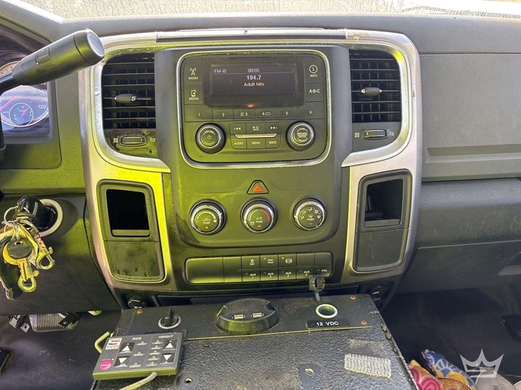 2016-ram-4500-chassis-ambulance-image-18