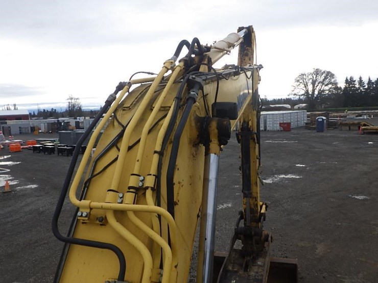 komatsu-pc228us-lc-3-image-21