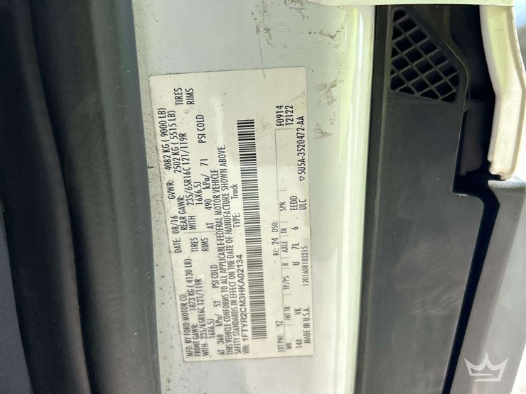 2017-ford-transit-250-cargo-van-image-5