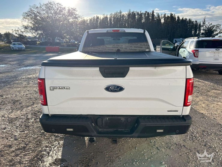 2016-ford-f-150-ext.-cab-pickup-truck-image-21