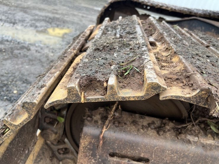 2007-deere-120c-image-19