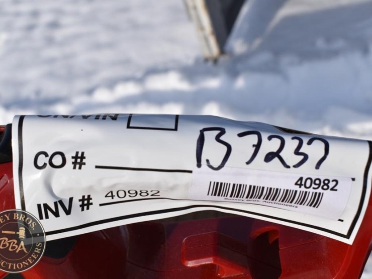 toro-electric-hedge-clippers-image-5