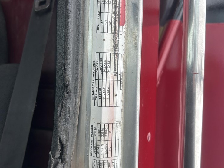 1997-peterbilt-357-image-30