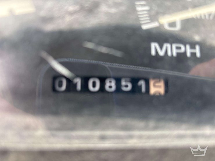 2001-workhorse-custom-chassis-p42-delivery-truck-image-12