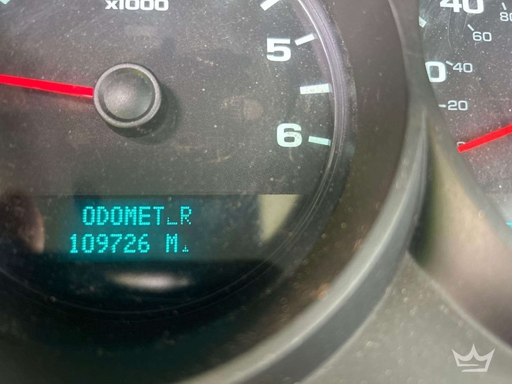 2013-chevrolet-silverado-1500-pickup-truck-image-6