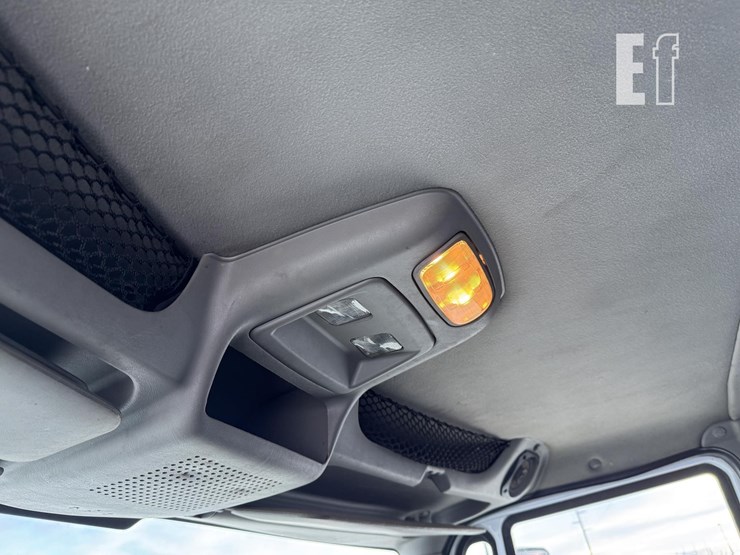 international-durastar-4400-image-55