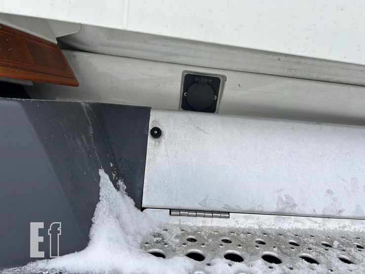 2019-freightliner-cascadia-126-image-40