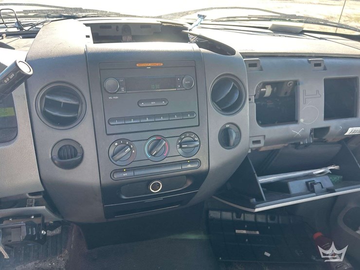 2007-ford-f-150-ext.-cab-pickup-truck-image-15