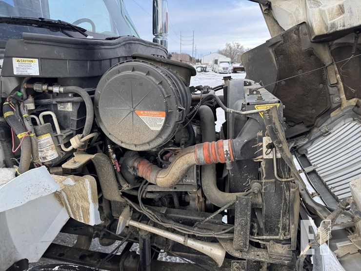 international-durastar-4400-image-62