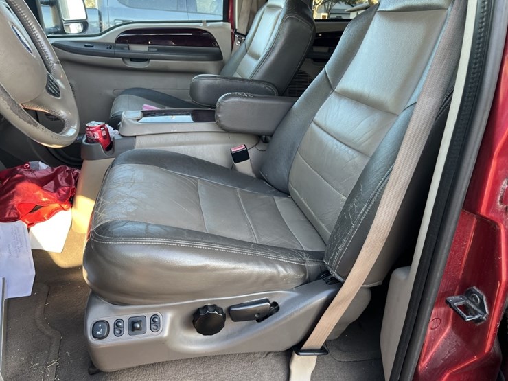 ford-excursion-image-10