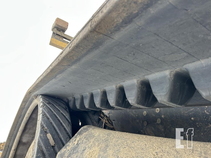 2004-challenger-mt855-image-17