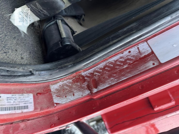 2004-mack-granite-cv713-image-47