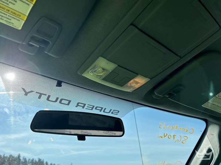 2014-ford-f-250-ext.-cab-service-truck-image-19