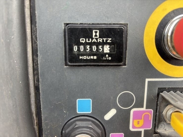 2023-jlg-t350-image-23