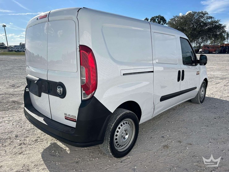 2020-ram-promaster-city-1500-cargo-van-image-3