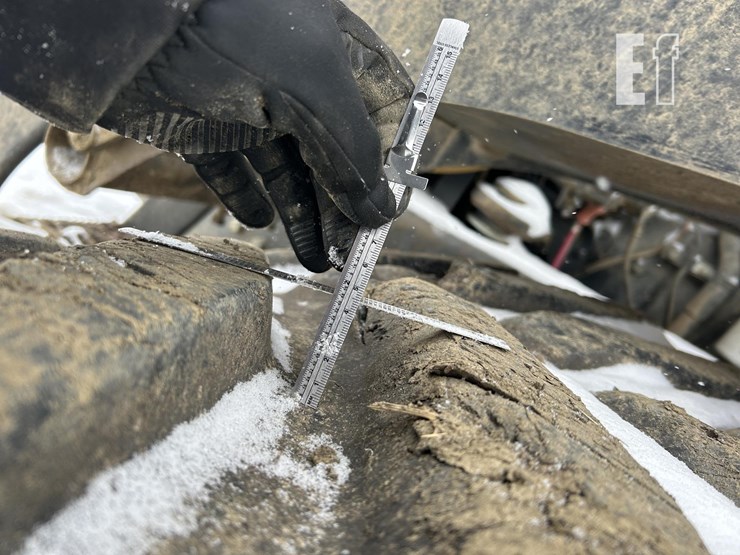 2004-challenger-mt855-image-33