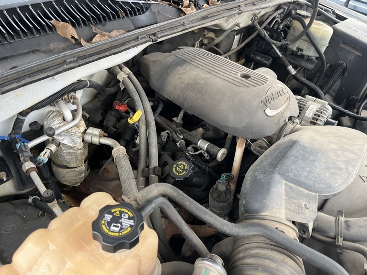 2002-chevrolet-2500-image-18