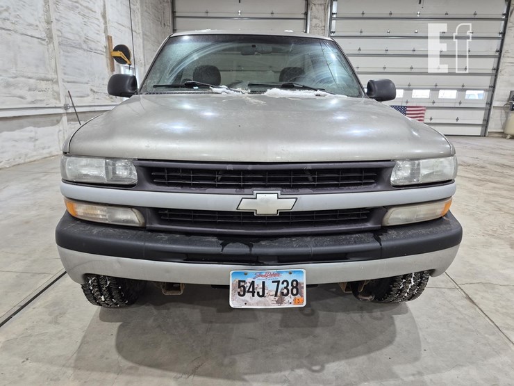 chevrolet-silverado-2500-image-11