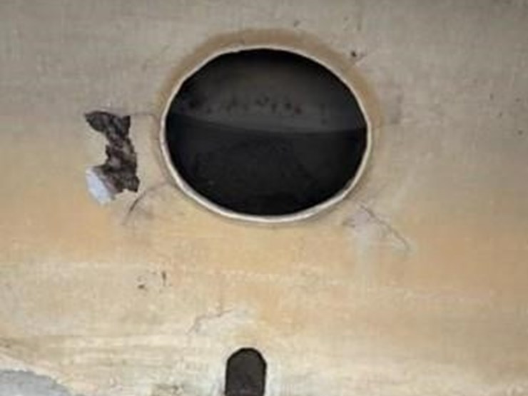 1985-freightliner-fld120-image-21