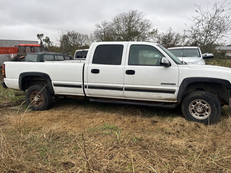 2002-chevrolet-2500-image-3