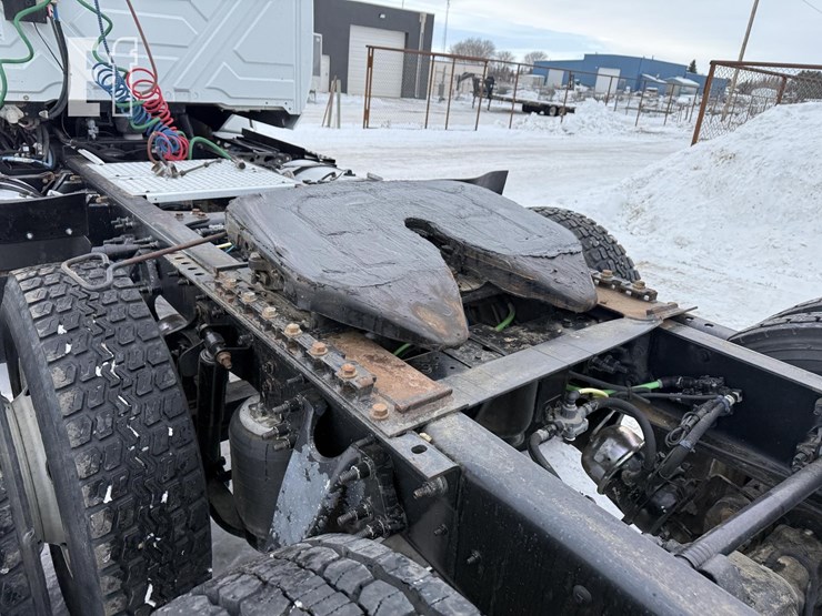 2019-international-lt-image-9