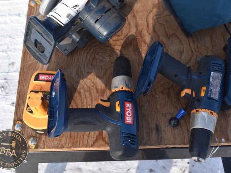 ryobi-battery-circular-saw-image-5