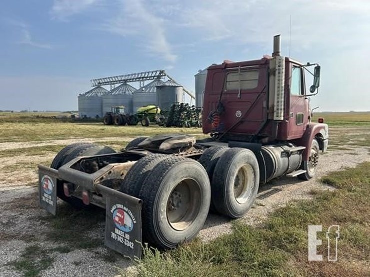 1994-white/gmc-wg64t-image-5