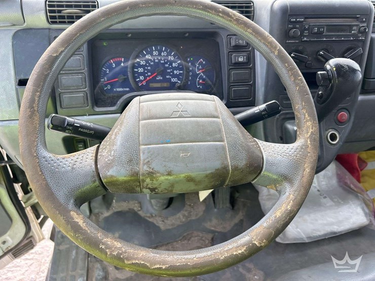 2005-mitsubishi-fuso-fe84d-auto-crane-3203-prx-3,200-lb-crane-utility-truck-image-23