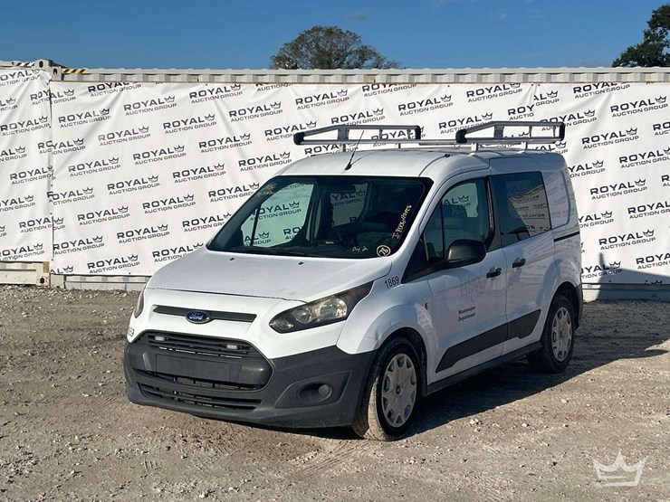 2015-ford-transit-connect-passenger-van-image-1