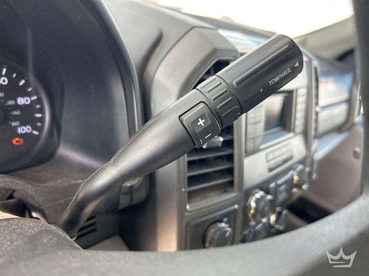 2018-ford-f-550-4x4-altec-at37g-forestry-chipper-bucket-truck-image-16