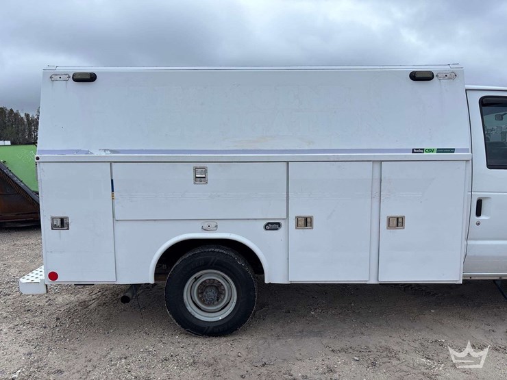 2012-ford-e-350-enclosed-service-van-image-9