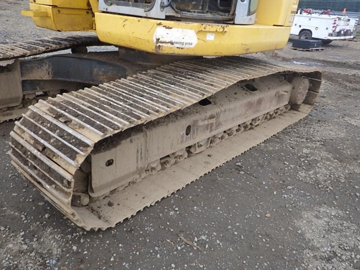 komatsu-pc228us-lc-3-image-36