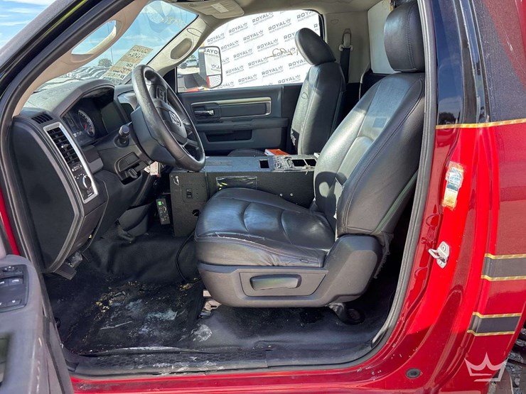 2016-ram-4500-chassis-ambulance-image-12