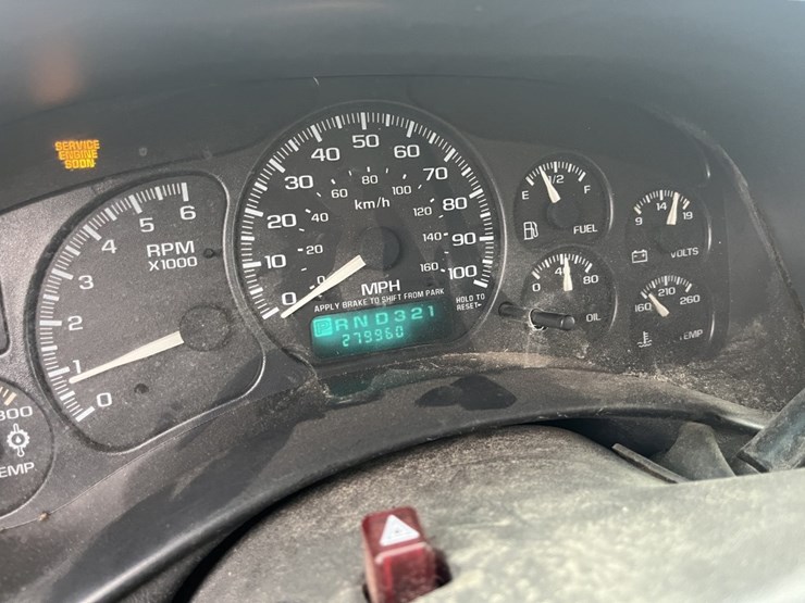 2002-chevrolet-2500-image-11