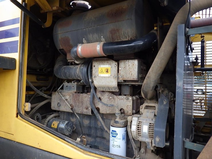 komatsu-wa250-5-image-9