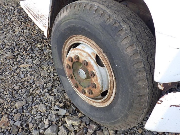 chevrolet-70-image-12