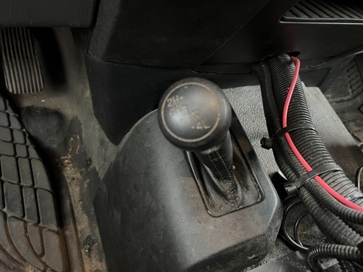 2017-ford-f550-image-36