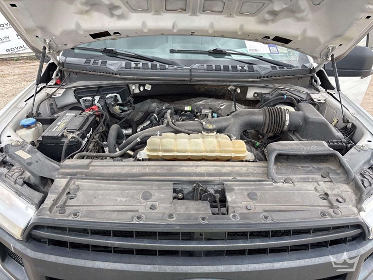 2019-ford-f-150-4x4-ext.-cab-pickup-truck-image-10