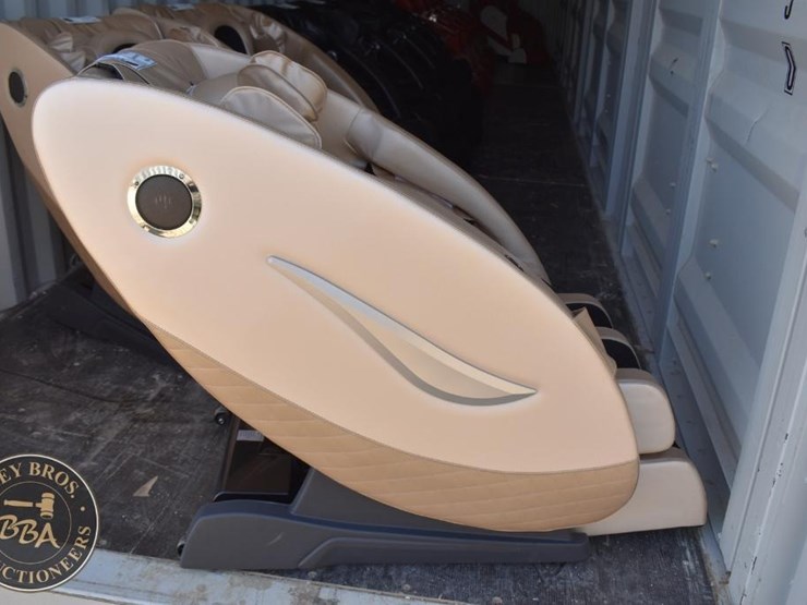 future-massage-chair-image-1