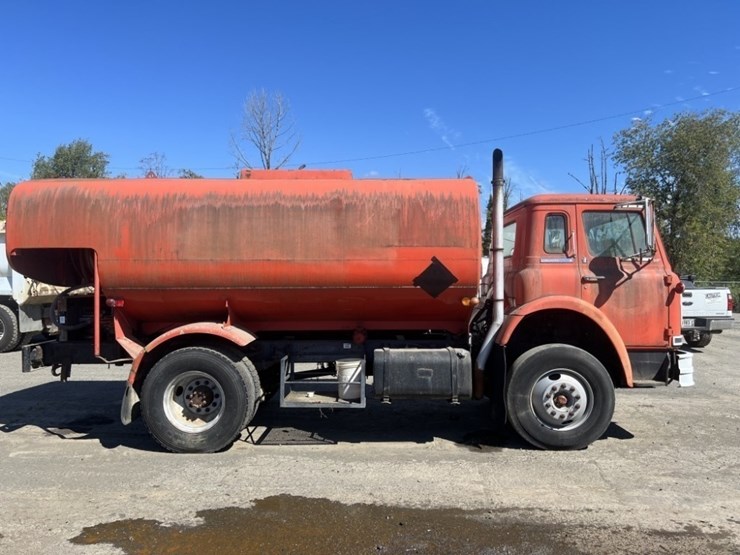 1975-international-cargostar-image-3