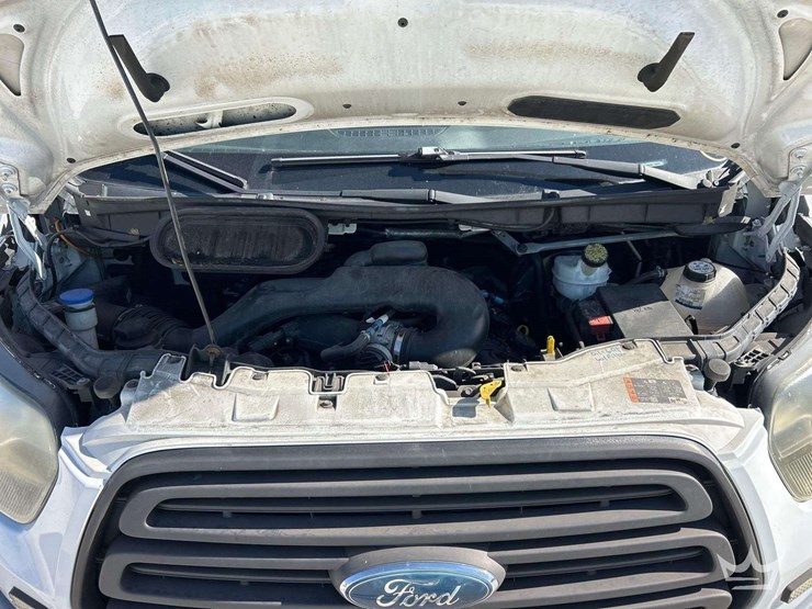 2017-ford-transit-250-cargo-van-image-7