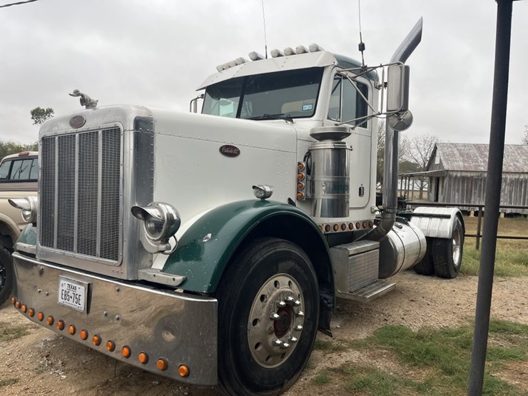 1988-peterbilt-379-image-2