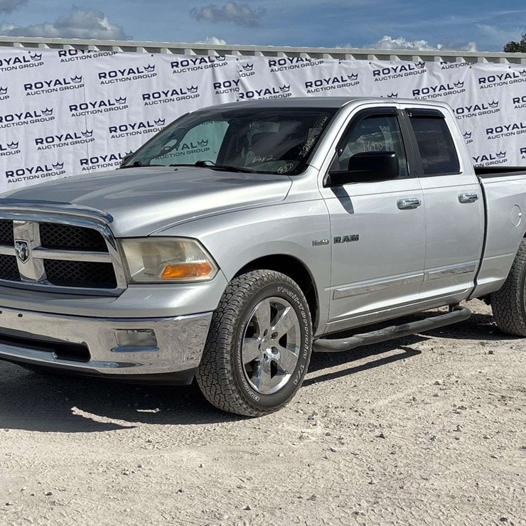 2010 Dodge Ram 4x4 Crew Cab Pickup Truck