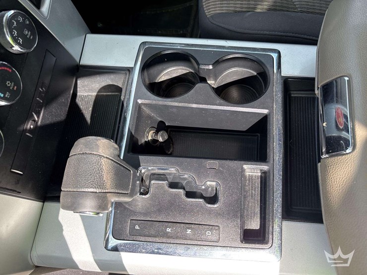 2010-dodge-ram-4x4-crew-cab-pickup-truck-image-19